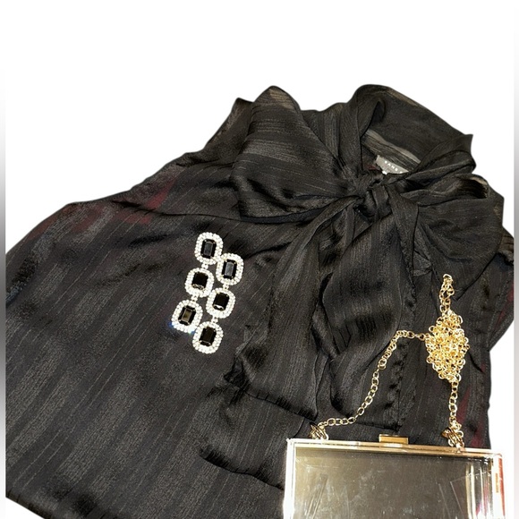 Ree Sleeveless Bow Blouse - Black - Picture 2 of 3